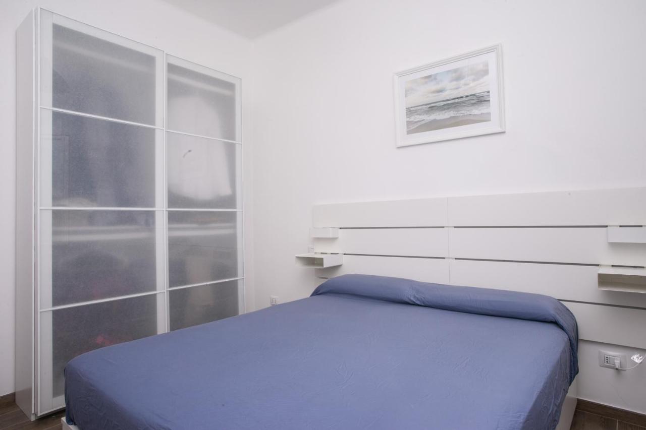 N237 - Numana, Trilocale A 100 Metri Dal Centro Apartment Luaran gambar