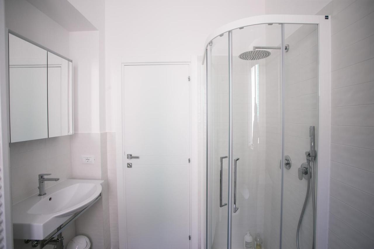 N237 - Numana, Trilocale A 100 Metri Dal Centro Apartment Luaran gambar