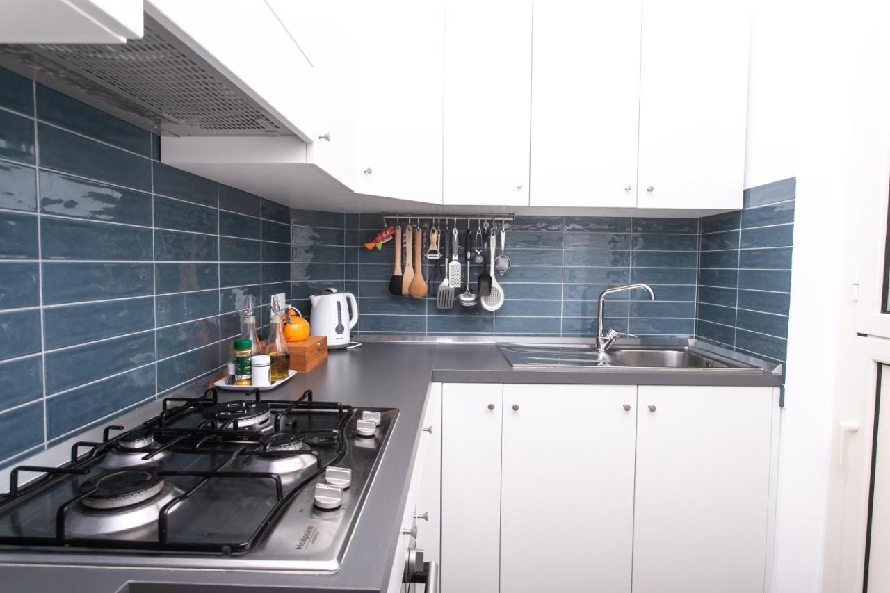N237 - Numana, Trilocale A 100 Metri Dal Centro Apartment Luaran gambar